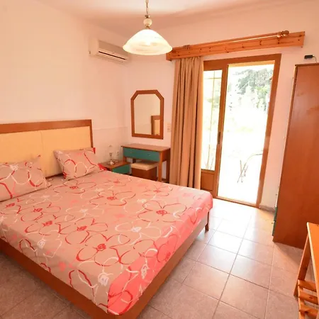 Agatha Paradise מלון